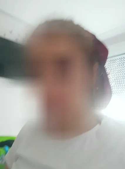 Anna, 28