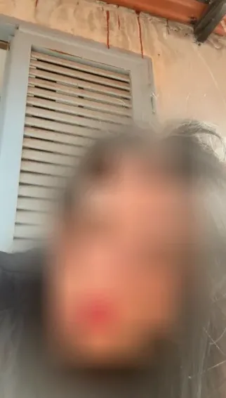 Cara, 37