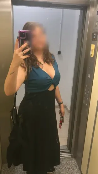 Elif, 35