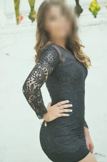 Fabienne, 28