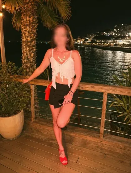 Lea, 34
