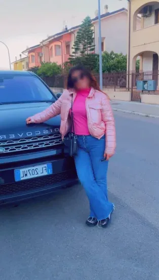 Lena, 36