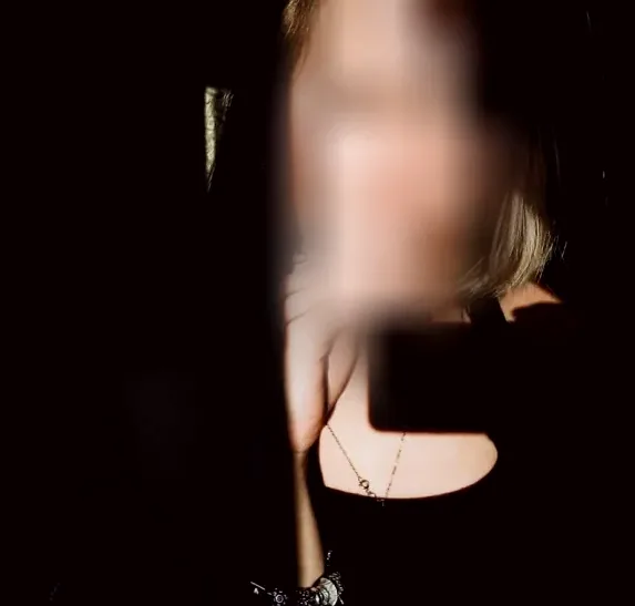 Lena, 28