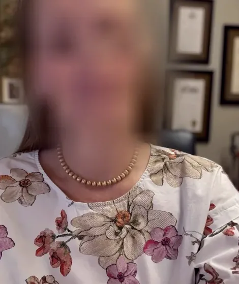 Lucia, 40