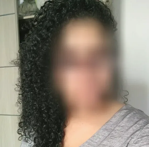 Pia, 34