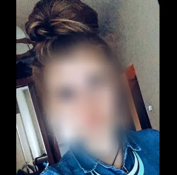 Rebecca, 34