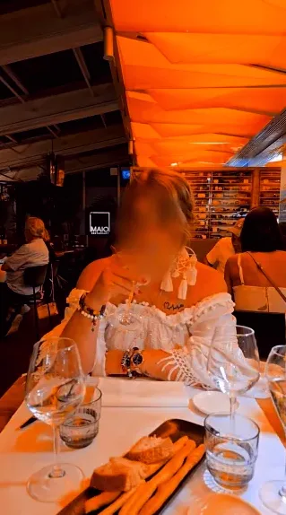 Selina, 39