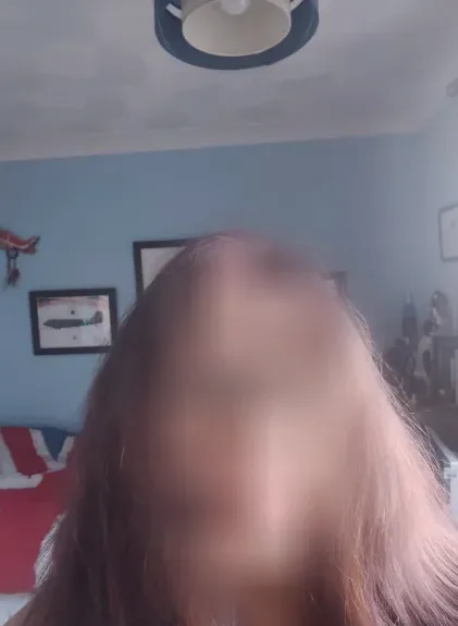Zeynep, 24